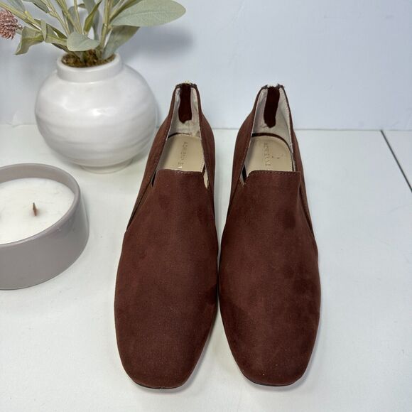 New Adrienne Vittadini Lava Suede Bootie Hazelnut Brown Women 8.5M NWOB Zip Heel - Picture 3 of 9